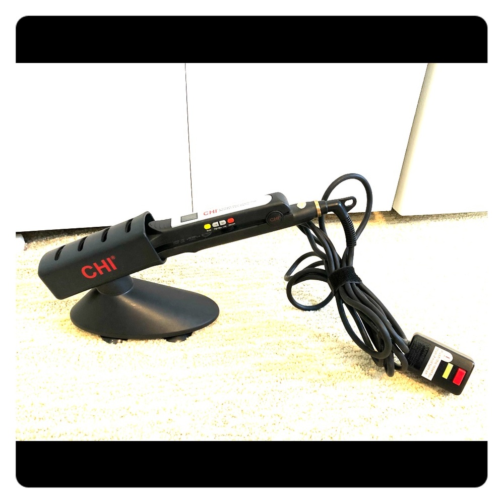Chi Straightener Bundle!!